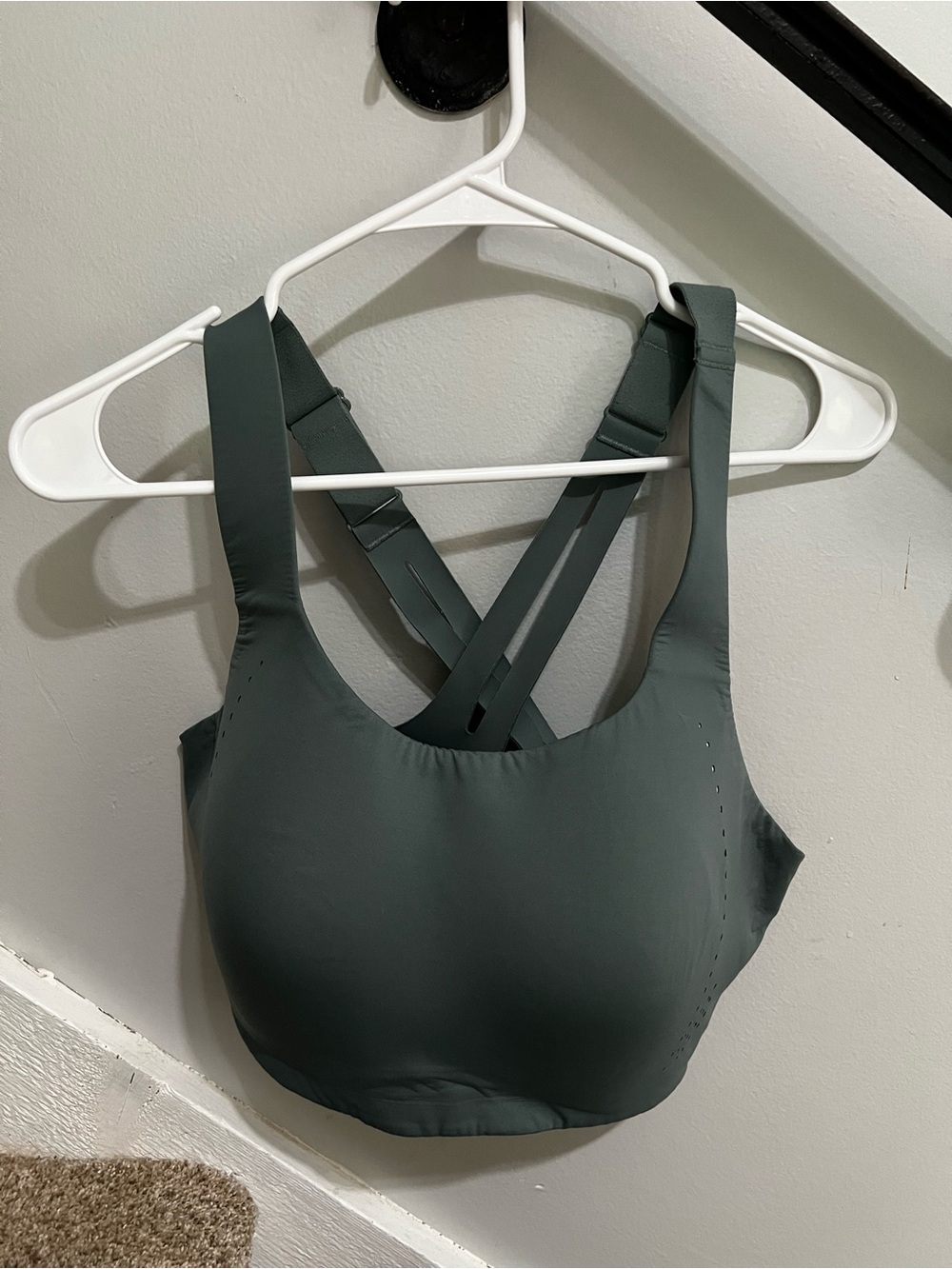 lululemon athletica Dark Green Cross-Back Sports Bra